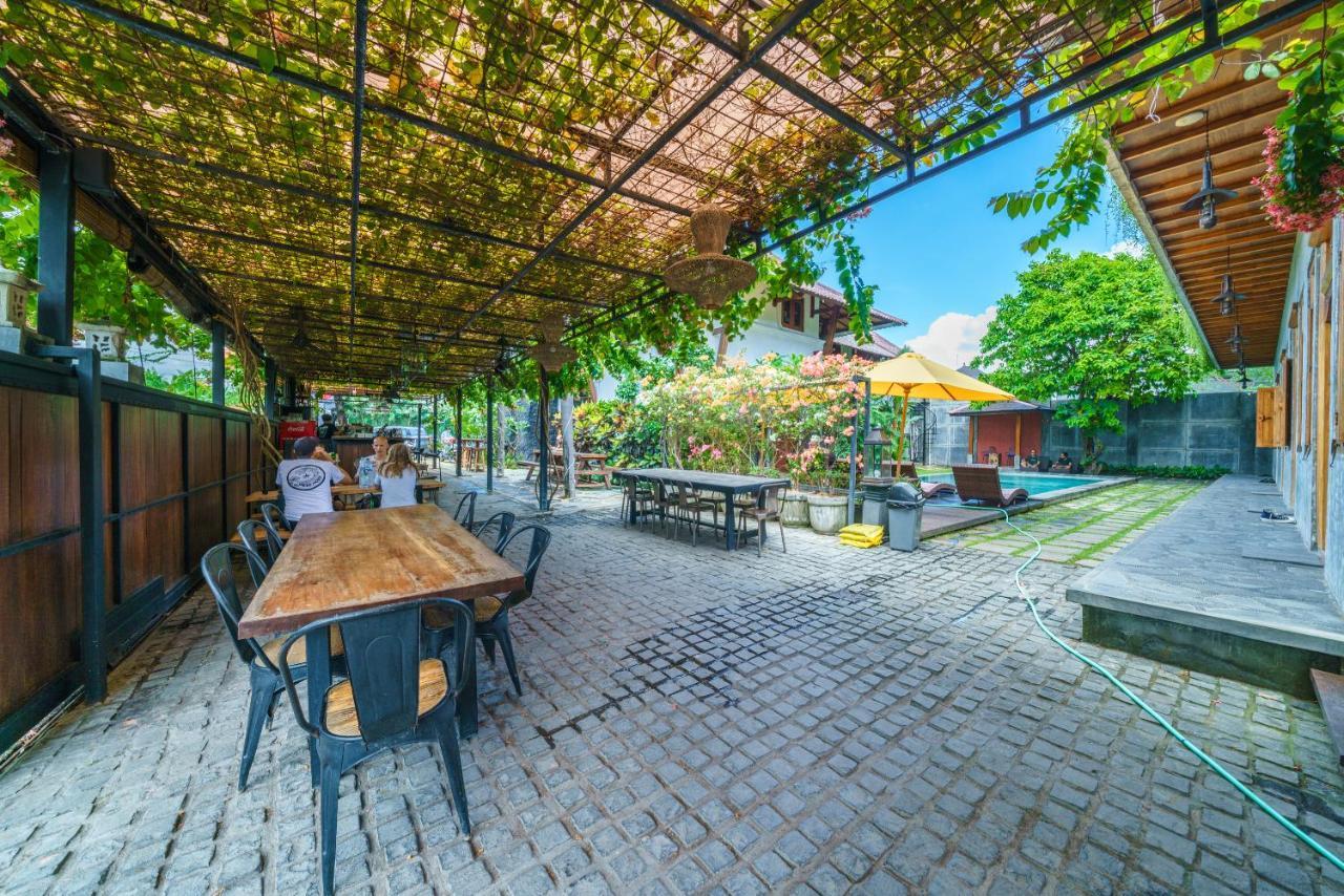Black Pearl Hostel Canggu Eksteriør bilde